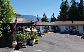 Creston Valley Motel